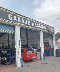 Tubo de escape Garaje Arsenio, taller mecánico en Asturias